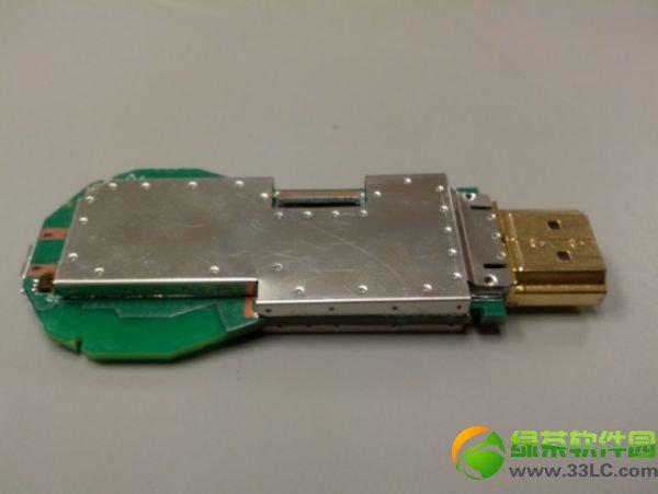 谷歌電視棒內(nèi)部拆機(jī)圖:深度了解Chromecast內(nèi)部結(jié)構(gòu)2