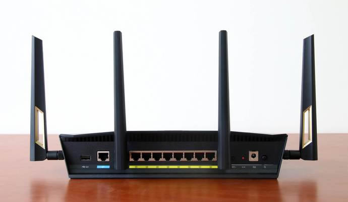 華碩RT-AX88U電競路由評(píng)測 WiFi6網(wǎng)絡(luò)性能怪獸