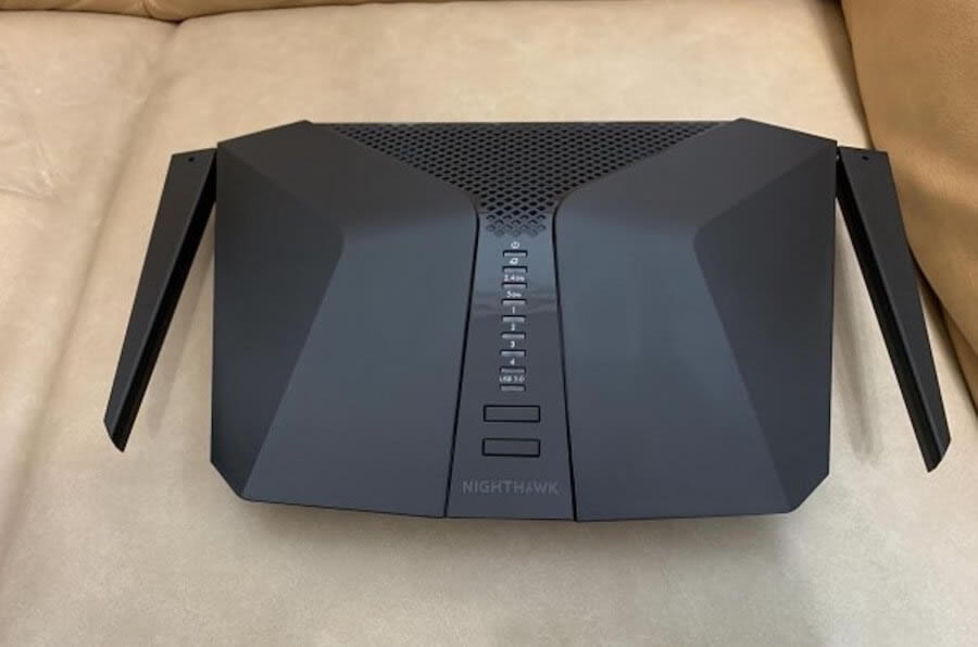 網(wǎng)件WiFi 6路由器:夜鷹 RAX40 開箱評測 秒殺WiFi 5