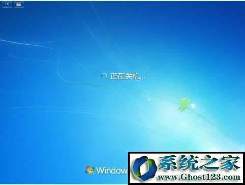這張磁盤有寫保護(hù)如何解決?win7無法復(fù)制文件提示寫保護(hù)怎么辦?