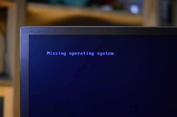 Win8_˙CĻ@ʾmissing operating systemޏ